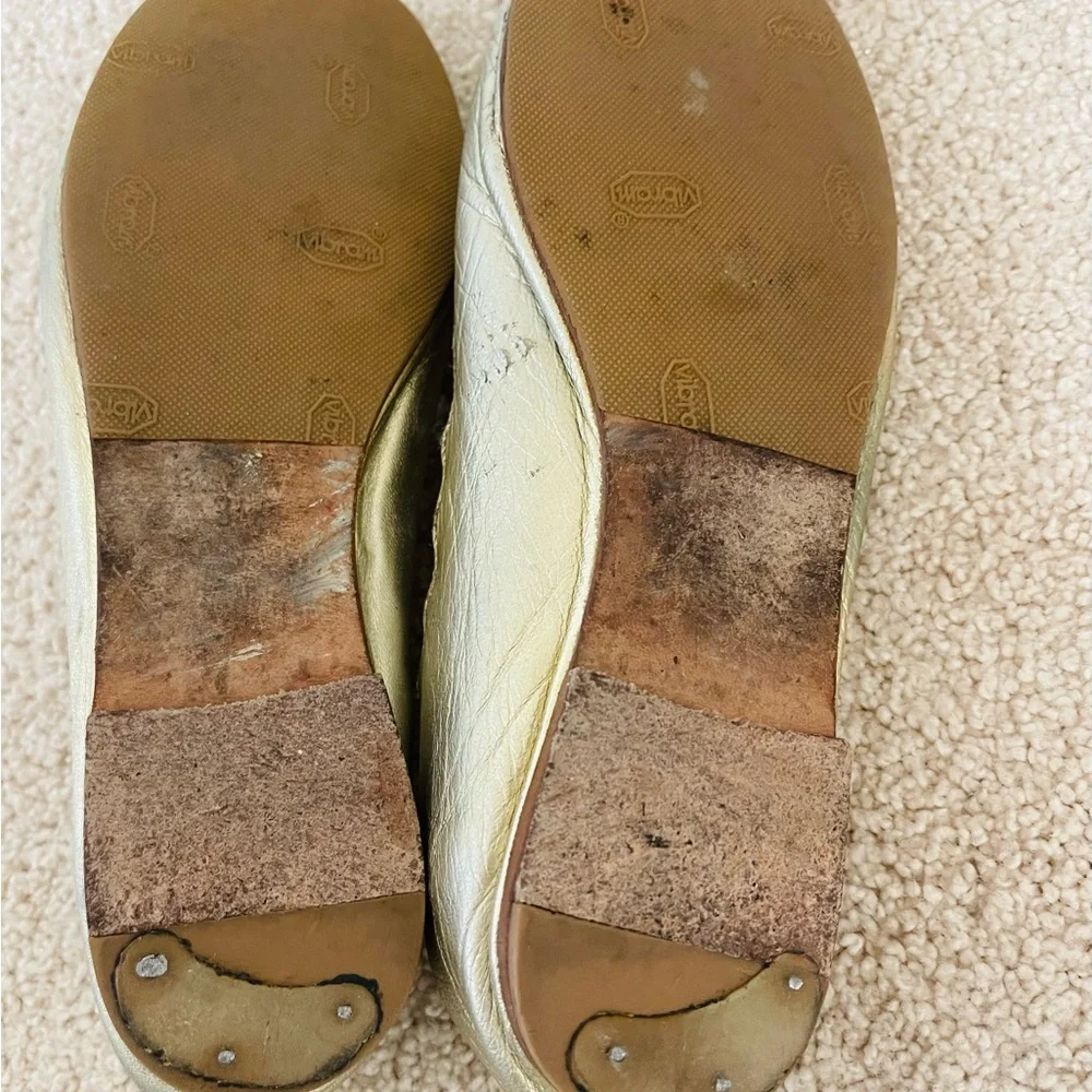 CHLOE LAUREN GOLD LEATHER BALLET 34 4 GIRLS HOLIDAY FLATS SCALLOPED EDGE SLIP IN